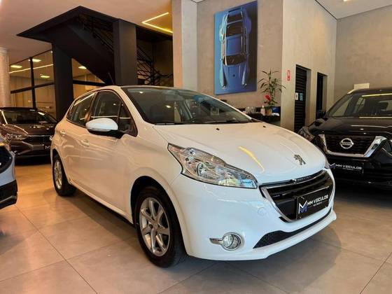 PEUGEOT 208 1.5 ALLURE 8V FLEX 4P MANUAL PEUGEOT 208 1.5 ALLURE 8V FLEX 4P MANUAL